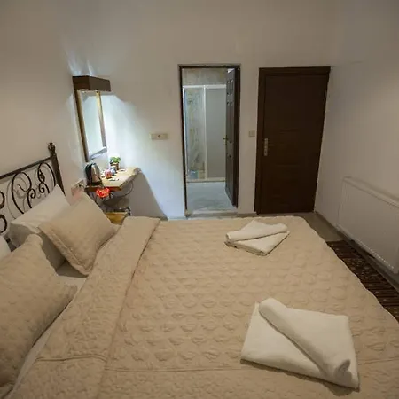 Hotel Serenity Stone House 3*